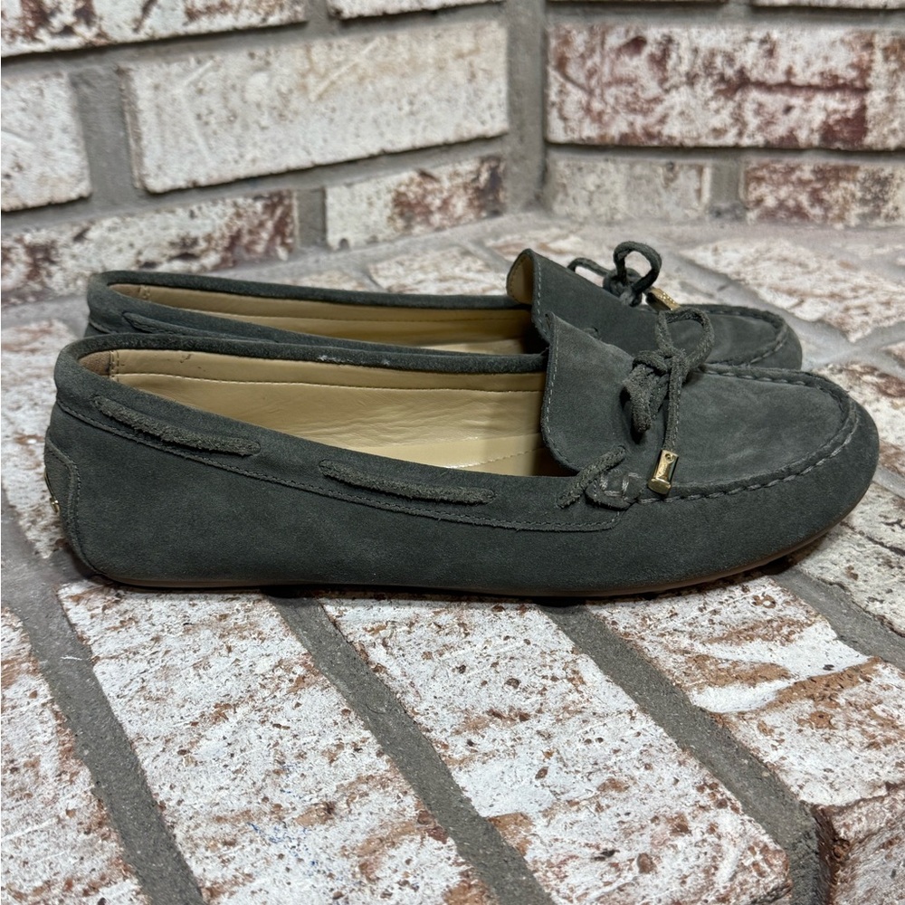 Michael Kors Sutton Olive Green Suede Moccasin Loafer with Bow Comfortable Flats - Picture 3 of 7